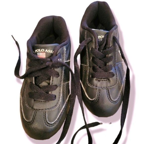 𝅺US Polo toddler sneakers size 9 - Picture 1 of 6